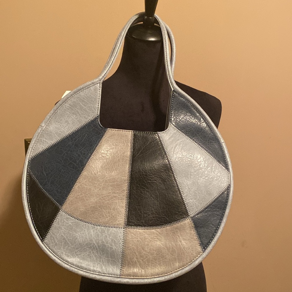 Tote - Picture 5 of 5